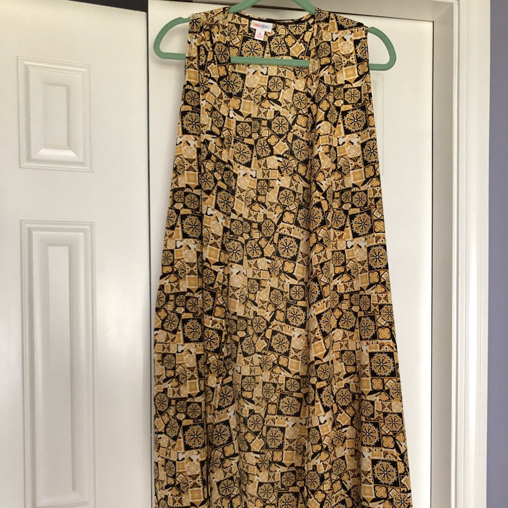 NWT lularoe Joy size Medium